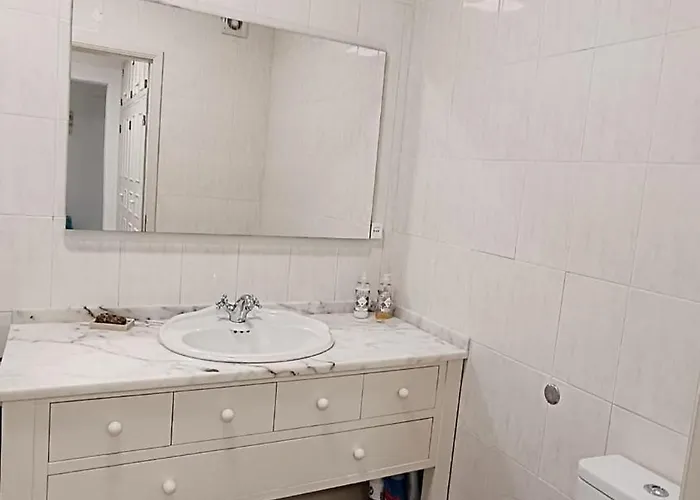 Peniche's Blue & Yellow Appartement *